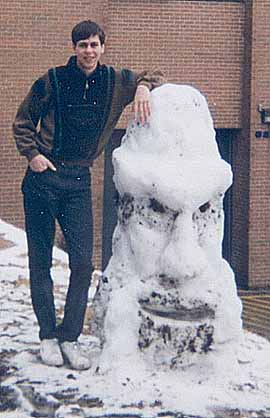 Head.jpg (26885 bytes)